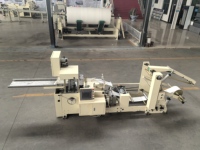 Ligne de pliage et de découpe entièrement automatique prenant en charge plusieurs styles de pliage, production totale de 1000 feuilles par minute