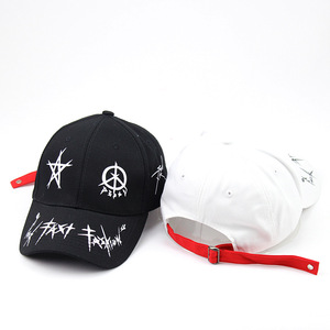 Casquette de baseball unisexe en coton blanc et noir avec imprimé graffiti, sangle réglable, chapeau décontracté - Product Image 1