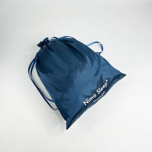 Bolsas de Satén Azul Marino Personalizadas con Cordón, Bolsas de Compras de Algodón - Bolsas de Satén de Seda de Lujo para Ropa de Cama y Almohadas - Product Image 1