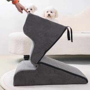 Rampe <span class=keywords><strong>pour</strong></span> animaux de compagnie <span class=keywords><strong>en</strong></span> <span class=keywords><strong>mousse</strong></span> antidérapante à 3 marches, portable et convertible, <span class=keywords><strong>pour</strong></span> petits chiens et chats, avec housse lavable - Product Image 3