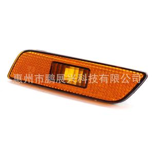 Feu de position latéral avant pour Volvo 9188263, fixation par vis en plastique, fabriqué en Allemagne - Product Image 2