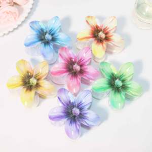 Lot de 3 pinces à <span class=keywords><strong>cheveux</strong></span> Coquette Plumeria 8cm 4cm en résine rose doux imprimée UV, motif Frangipani Duo, accessoire de coiffure Maman et Moi - Product Image 3