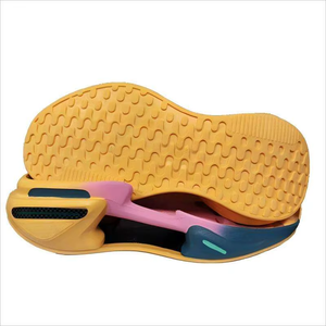 Suelas para Zapatos Deportivos Personalizables Directo de Fábrica, Ligeras, de GOMA y TPU con Absorción de Impactos, Rebote y Características Antideslizantes - Product Image 5