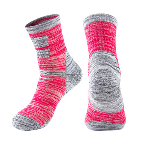 Mid-calf Running Sports <b>Socks</b> Thickened Skiing <b>Socks</b> Outdoor Sweat-absorbing Mountaineering <b>Socks</b> for Both Men and <b>Women</b> - Product Image 5