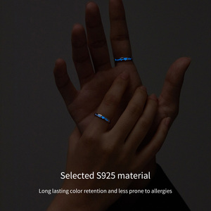 Cincin Fluorescent <span class=keywords><strong>Heartbeat</strong></span> <span class=keywords><strong>Couple</strong></span>, Cocok untuk Semua, Perak Sterling S925 Premium, Perhiasan Terbuka yang Menawan, Cocok untuk Pernikahan dan Pesta - Product Image 4