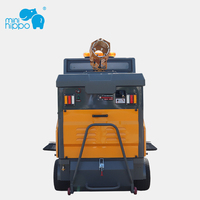 Mini balayeuse électrique autoportée Hippo MH240U à 4 roues avec système d'aspiration et suppression de la poussière pour le nettoyage industriel