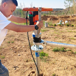 Pile driver portatif <span class=keywords><strong>220V</strong></span> adapté à la pose de pieux de fondation de bâtiments, au battage de pieux photovoltaïques solaires, et au battage de pieux à vis. - Product Image 2