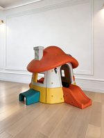 Tente de jeu en plastique pour l'apprentissage préscolaire et maison de poupée Happy Mushroom House - Article le plus vendu fabriqué en Chine Modèle 001