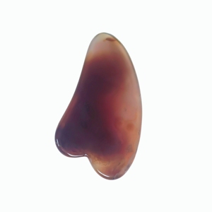 Plaque de gua sha en agate rouge en forme de V, outil en pierre naturelle pour massage relaxant du visage et du corps - Product Image 3