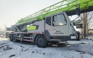 Meilleur prix utilisé 50 tonnes Zoomlion grue de camion mobile modèles ZTC50V et ZTC800V disponibles à la vente pompe à composants de base - Product Image 3