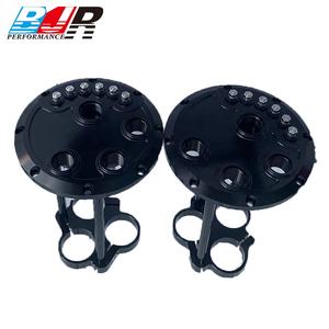 BJR Racing parti di alta qualità in alluminio Surge serbatoio con triplo gancio della pompa - Product Image 1