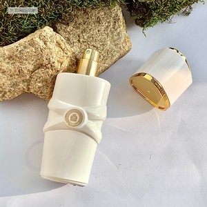 Perfume Árabe en Aerosol con Aroma Floral para Mujer, en Caja de Regalo, 30 ml, Estilo Escamas de Pescado, de Oriente Medio, en Oferta - Product Image 2