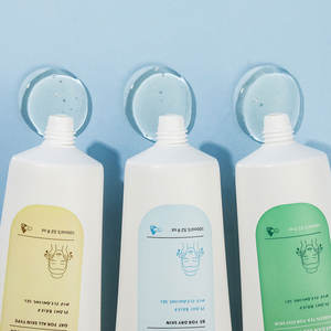 คลีนเซอร์ไวท์เทนนิ่ง สูตรทำความสะอาดผิว<span class=keywords><strong>หน้า</strong></span> ชาเขียว ข้าวโอ๊ต วีแกน  ทำความสะอาดล้ำลึก  รับผลิตโลโก้ตามสั่ง - Product Image 3