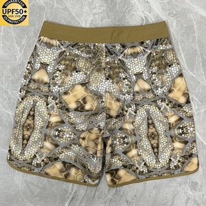 Shorts de plage pour hommes, imprimés par sublimation, personnalisés, de haute qualité, prix de gros, protection solaire, shorts de bain pour hommes - Product Image 3