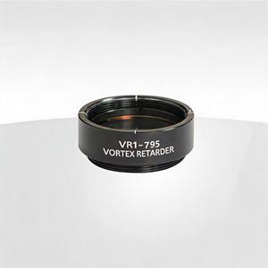 แผ่นเวฟเพลทโพลิเมอร์วอร์เท็กแบบครึ่งคลื่น LBTEK VR1-795 True Zero Order ความยาวคลื่น 795 นาโนเมตร ผลิตจากคริสตัลเหลว LCP BK7 SM1 พร้อมเลนส์ท่อแบบออปติคอล OAM - Product Image 1