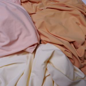 Tela de Punto Jersey Sencillo, 85% Nailon, 15% Elastano, Suave al Tacto, 190 g/m², Fabricada en China - Product Image 1