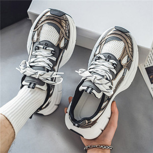 Venta al por mayor directa <span class=keywords><strong>de</strong></span> fábrica: Zapatillas <span class=keywords><strong>de</strong></span> running <span class=keywords><strong>de</strong></span> verano, zapatillas casuales <span class=keywords><strong>de</strong></span> malla, zapatillas <span class=keywords><strong>de</strong></span> diseñador <span class=keywords><strong>para</strong></span> <span class=keywords><strong>hombre</strong></span> - Product Image 2