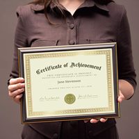 Certificat sportif Gold Border Award Certificats pour l'obtention du diplôme Diplôme Certificat ordinaire Papier pour les récompenses