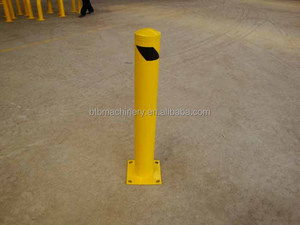 Poste de estacionamiento de seguridad de acero para tubería de capa de polvo amarillo con 4 pernos de anclaje para bolardo de barrera de seguridad de área sensible al tráfico - Product Image 4