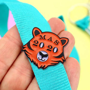 Şapka yaka giysi rozeti logosu altın kaplama özel <span class=keywords><strong>Guatemala</strong></span> Metal pimler rozeti karikatür karakter yaka Pin yumuşak emaye <span class=keywords><strong>i</strong></span>ğne - Product Image 2