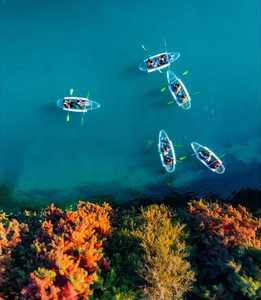 Kayaks transparents Crystal Clear, kayak de tourisme pour 2 personnes, canoë à fond transparent avec lumières LED - Product Image 3