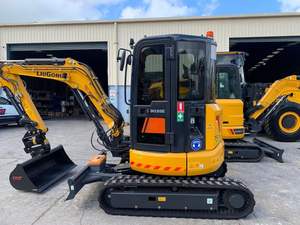 Excavatrice sur chenilles compacte LiuGong 9035F avec moteur Yanmar Cylindre hydraulique Changjiang PLC Garantie 1 an pour un usage domestique Nouveau - Product Image 2