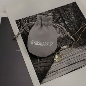 Sac à cordon en velours imprimé avec logo personnalisé de haute qualité, pochette à bijoux recyclable, emballage cadeau doux - Product Image 5