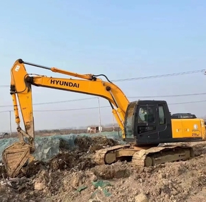 Hyundai 215-7 Excavadora de ruedas Usado Perfecto Estado de Trabajo Precios bajos Componentes básicos Incluidos Motor Caja de cambios Bomba de engranajes - Product Image 4