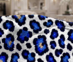 Tissu d'ameublement imprimé léopard bleu vif au mètre pour canapé, chaise, coussin, meubles, décoration intérieure, intérieur de luxe - Product Image 5