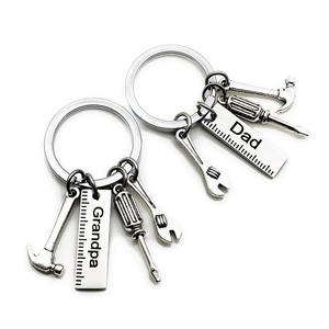 Llavero de Acero Inoxidable <span class=keywords><strong>para</strong></span> Papá, Abuelo, Día del Padre, Personalidad, Creatividad, Herramienta de Regalo, Regla, Destornillador, Llavero - Product Image 1
