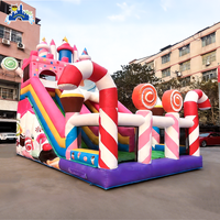 Toboggan gonflable LilyToys pour fête, toboggan gonflable attrayant aux couleurs bonbon, grand toboggan gonflable coloré