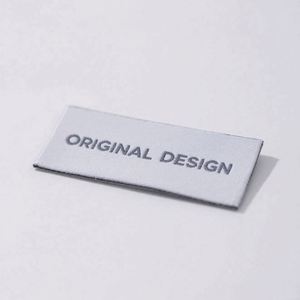 Étiquettes de col personnalisées écologiques en damassé noir, étiquettes tissées pliées sur le côté, nom, logo, design de marque, vêtements, confection sur mesure - Product Image 3