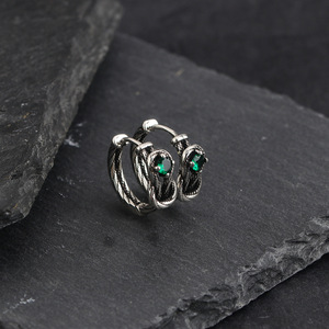 Orecchini a Cerchio Vintage Neri in Metallo Gunmetal a Forma di Serpente con Zirconia Cubica Verde Intarsiata, Gioielli Punk a Forma di Rettili per Donna, Ideali per Feste di Halloween - Product Image 3