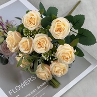 Bouquet de roses artificielles faites à la main LUYI en gros, avec cristaux scintillants – Arrangement durable et compact pour Pâques et le Nouvel An