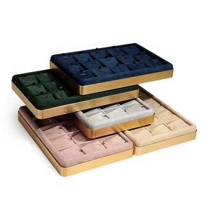 Thả Vận Chuyển 15 Tế Bào Tùy Chỉnh Cửa Hàng Vòng Cổ Khay Thẻ Hiển Thị Da Lộn Stackable Kim Loại Đồ Trang Sức Khay - Product Image 2