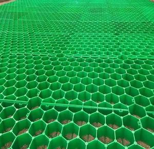 Geocelda <span class=keywords><strong>de</strong></span> Polipropileno para Gestión <span class=keywords><strong>de</strong></span> Aguas Pluviales, <span class=keywords><strong>de</strong></span> Alta Calidad y Bajo Precio, <span class=keywords><strong>en</strong></span> Color Negro y Verde, Polipropileno Reciclado - Product Image 6