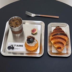 Vassoio Rettangolare in Acciaio Inossidabile per Caffè e Dessert, Piatto Ondulato per Caffè Pour-Over, Torte e Esposizione Pasticceria per Tè Pomeridiano - Product Image 2