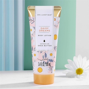 Panier-cadeau de <span class=keywords><strong>spa</strong></span> parfumé Daisy Dreams pour femmes, 8 pièces et ensemble pour le corps avec huile essentielle, sels de bain - Product Image 3