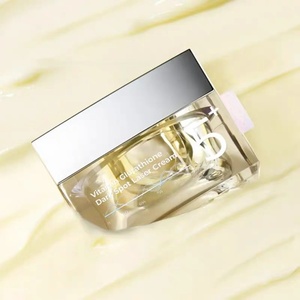 Best-seller Numbuziin No. Crème laser <span class=keywords><strong>anti</strong></span>-<span class=keywords><strong>taches</strong></span> 5 vitamines Glutathion 50 ml Crème pour le visage Réduit les <span class=keywords><strong>taches</strong></span> - Product Image 3