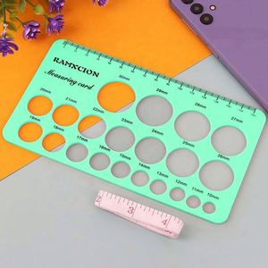 Pochoirs de <span class=keywords><strong>dessin</strong></span> en gros Outil de mesure souple Carte de taille Règle de mesure de mamelon de poitrine à bride en silicone réutilisable - Product Image 2