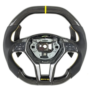 Volant de direction en fibre de carbone véritable au <span class=keywords><strong>prix</strong></span> d'usine pour <span class=keywords><strong>Mercedes</strong></span> Benz <span class=keywords><strong>AMG</strong></span> <span class=keywords><strong>A45</strong></span> W204 W212 W218 W116 C a GLC CLS - Product Image 2
