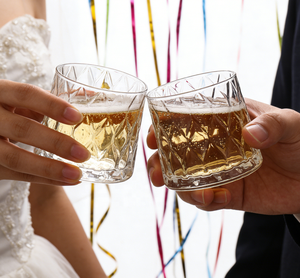 Verres à liqueur en forme de losange de qualité supérieure en gros, verrerie de couleur personnalisable pour toutes les occasions haut de gamme - Product Image 5