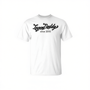 T-shirt Legendaddy Since 2010 bianca da uomo per abbigliamento casual - Product Image 2