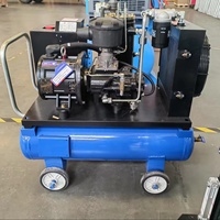 Compresseur d'air à vis IP55 120L 70L 220V 4KW 380V 3 phases refroidi par air stationnaire Style lubrifié rentable