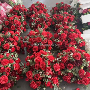Bouquet de fleurs rouges et vertes personnalisé Fl-305 pour mariage, centre de table bordeaux pour événements, fêtes, anniversaires - Product Image 5