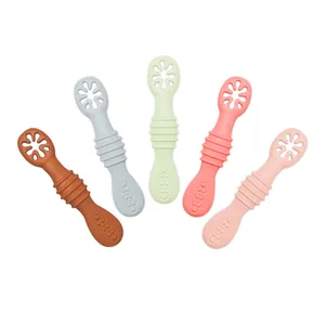 BPA Free Silicone Feeding Baby Toddler Utensil Baby 100% Food Grade First Stage Weaning Spoon For Kids