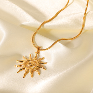 Collar con colgante de sol en espiral de acero inoxidable y oro de 18 quilates, cadena de serpiente redonda, joyería para hombres y mujeres, novedad - Product Image 3
