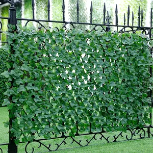 Recinto artificiale all'ingrosso della foglia dello schermo del fogliame del paesaggio della siepe di vendita calda per la decorazione verde del giardino della parete