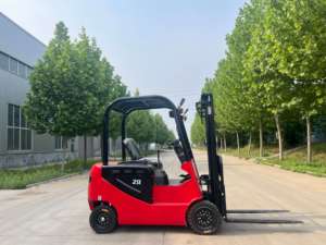 Chariot élévateur à contrepoids électrique compact et agile de 2 tonnes, offrant une grande flexibilité pour la manutention des matériaux, chariot élévateur électrique - Product Image 3