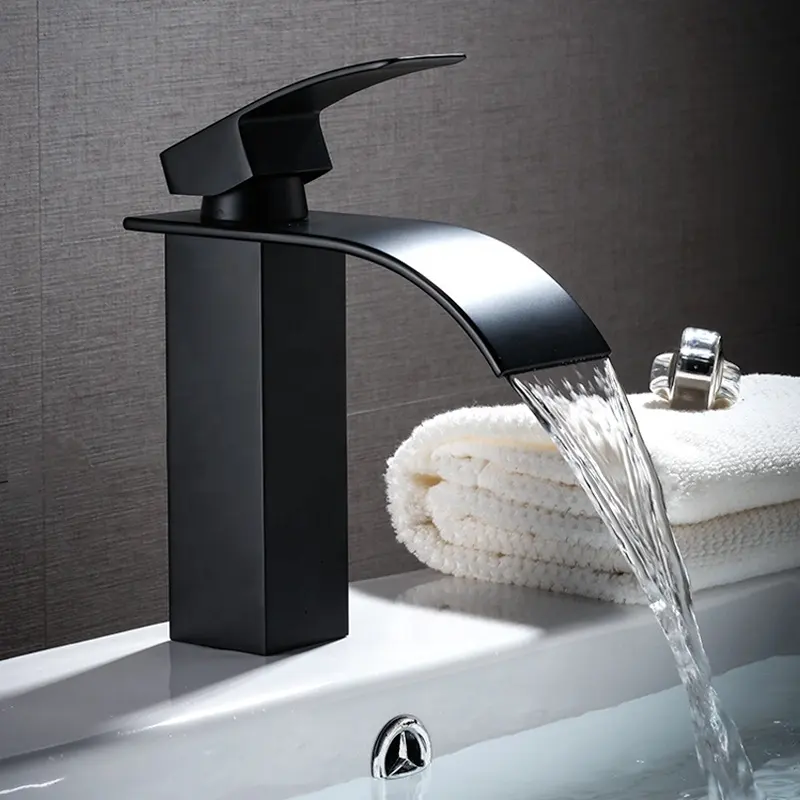 Высококачественный смеситель для ванной комнаты из латуни черного цвета